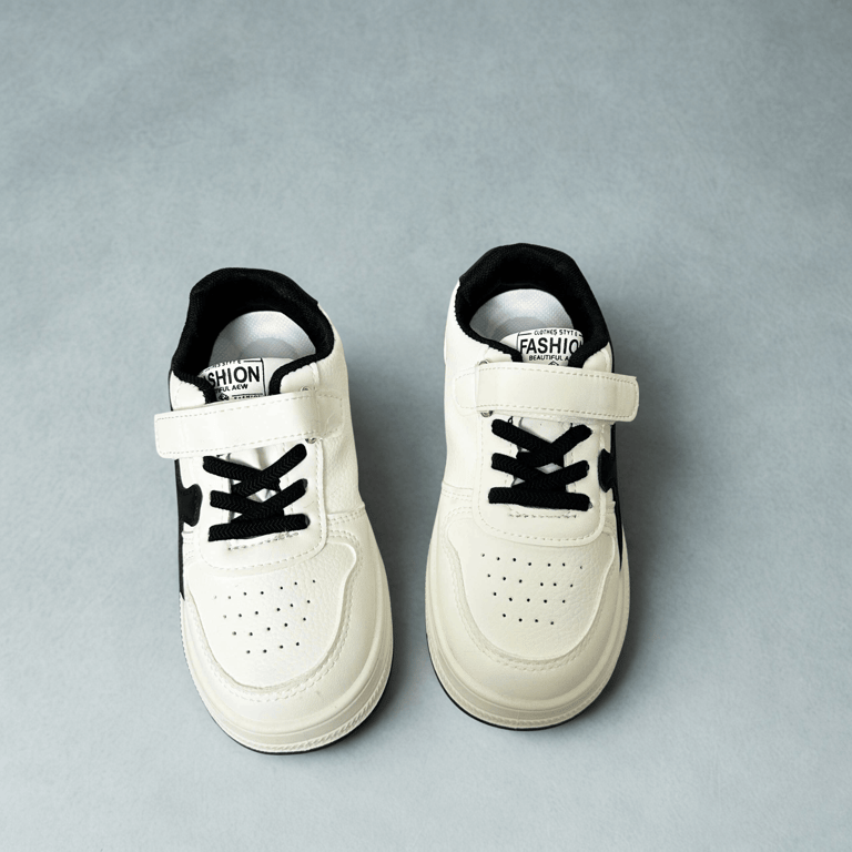 M134 Giày Thể Thao Sneaker Trẻ Em Đen Trắng Cá Tính Hàn Quốc (Size 27-38)