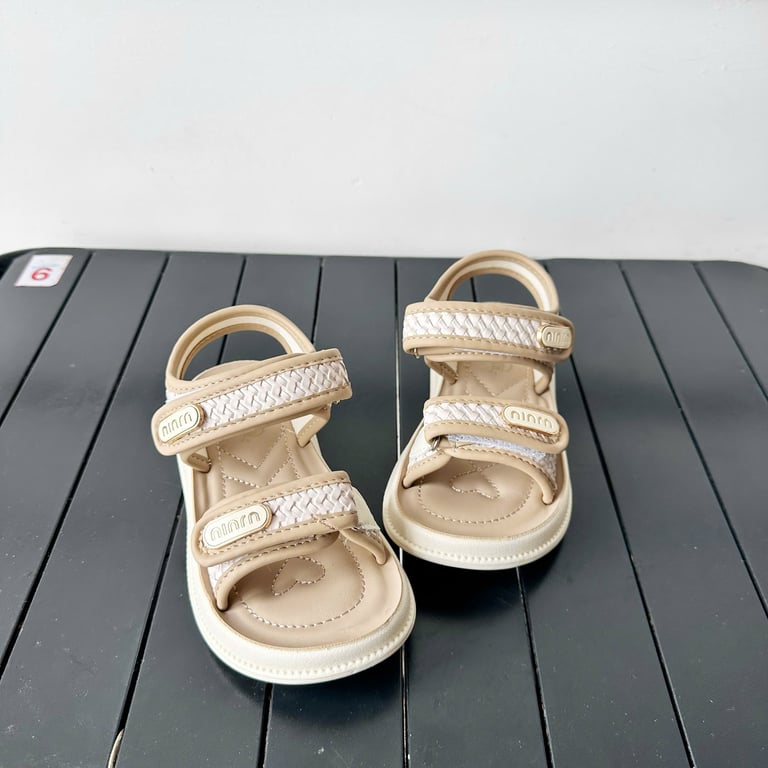 M179 Sandal Bé Gái Quai Dán Vân Đan Miu Miu Hàn Quốc (Size 26-37)
