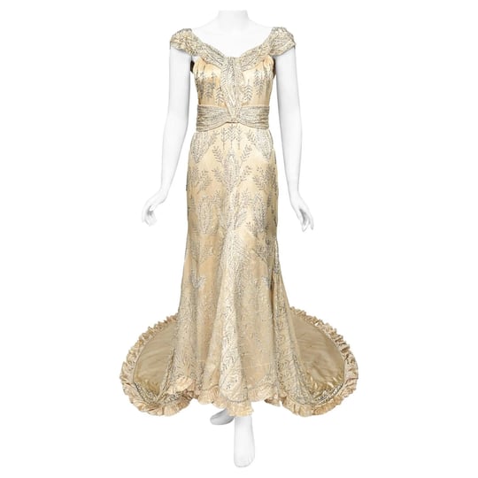 1stdibs-vintage-1930s-rhinestone-beaded-candlelight-silk-trained-old-hollywood-gown-1