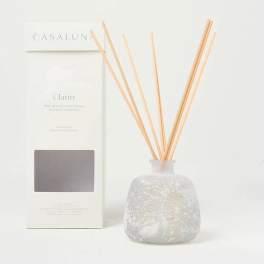 6-7-fl-oz-clarity-oil-diffuser-casaluna-1