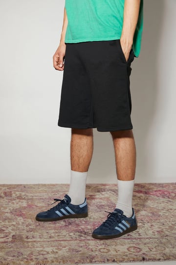boohooman-oversized-jersey-knit-shorts-mens-basic-shorts-1
