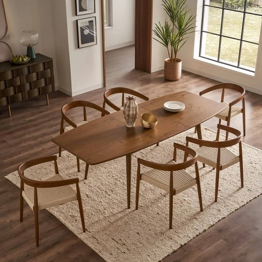 chestnut-oak-extendable-dining-table-kinsley-by-castlery-1