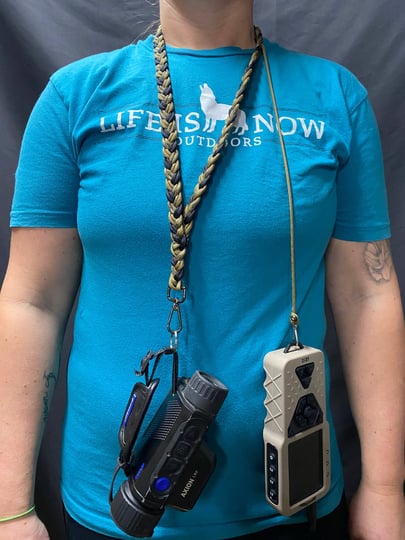 custom-braided-paracord-lanyard-w-extra-lead-1
