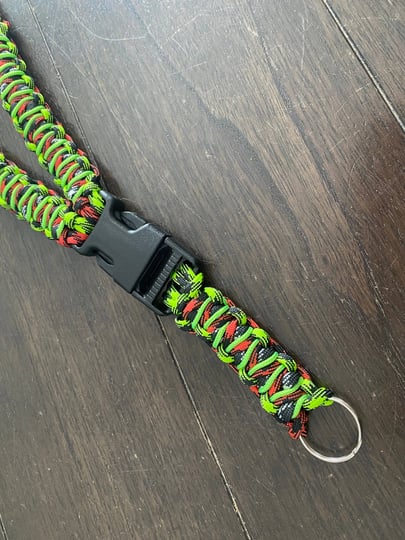 custom-paracord-solomans-dragon-lanyard-choose-your-colors-and-hardware-1-keyring-single-pass-95-cor-1