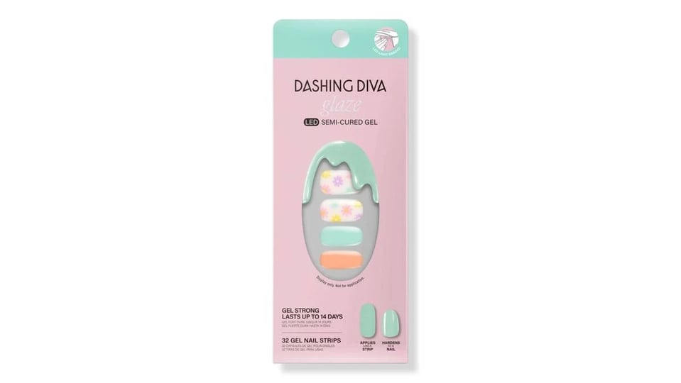 dashing-diva-daisy-morning-glaze-semi-cured-gel-art-1