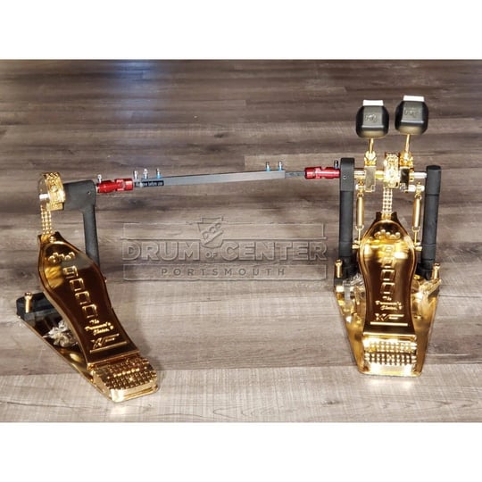 dw-9000-series-extended-footboard-double-bass-drum-pedal-gold-1