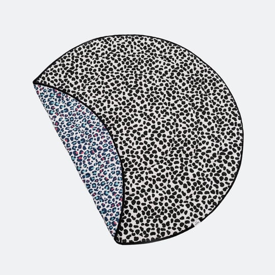 etta-loves-sensory-playmat-reversible-in-animal-1