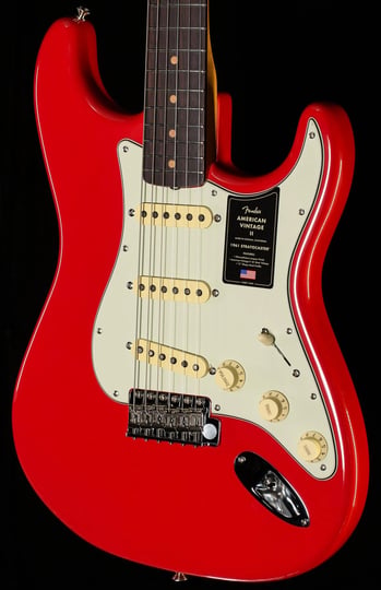 fender-american-vintage-ii-1961-stratocaster-fiesta-red-1