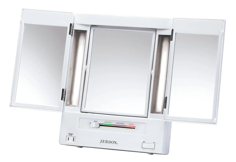 first-class-first-class-makeup-mirror-deluxe-lighted-1