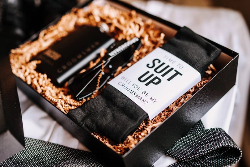groomsmen-proposal-box-groomsmen-gift-box-groomsmen-gift-set-will-you-be-my-groomsman-groomsmen-gift-1