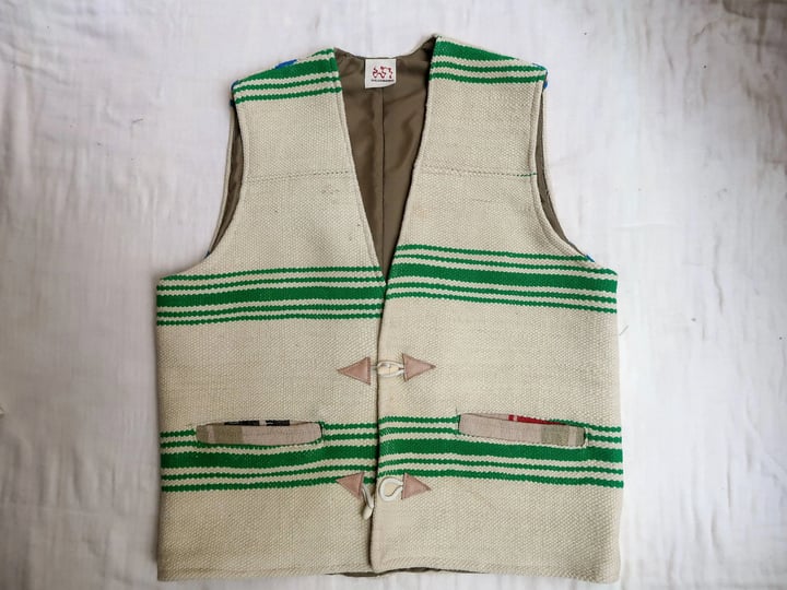 handmade-green-organic-wool-vest-soft-sleeveless-mens-wool-sweater-winter-warm-sweater-knit-vest-emb-1