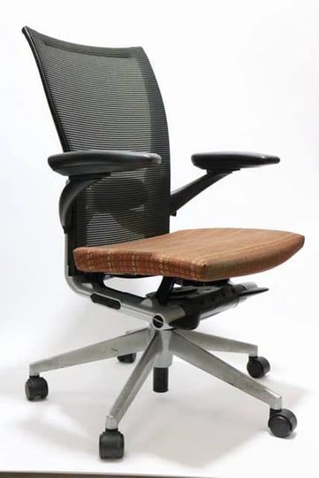 haworth-x99-chair-fully-adjustable-model-pattern-1