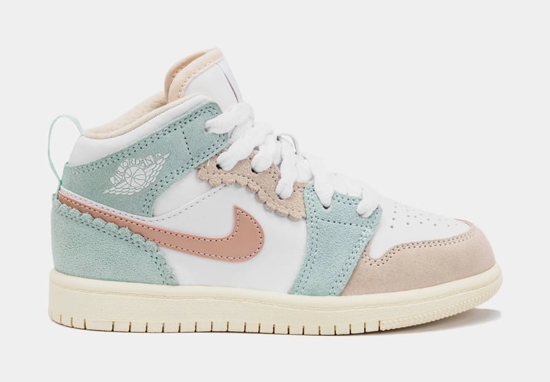 jordan-1-mid-se-little-kids-shoes-white-jade-ice-guava-ice-pink-oxford-1