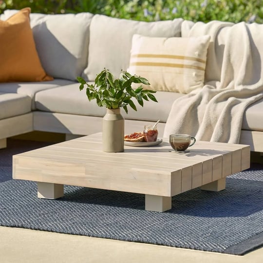 light-gray-coffee-table-solid-wood-industrial-design-article-lubek-outdoor-furniture-1