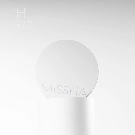 missha-magic-cushion-21-moist-up-spf50-pa-1