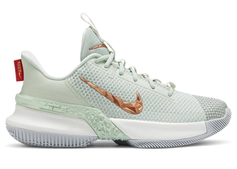 nike-lebron-ambassador-13-empire-jade-1