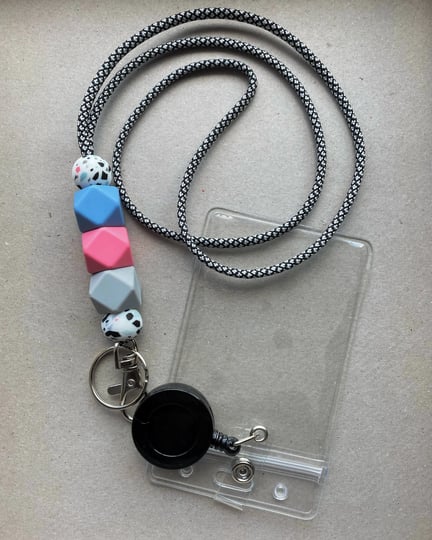 silicone-bead-paracord-lanyard-with-badge-reel-1