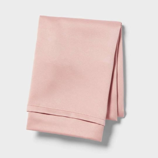 standard-satin-pillow-cases-blush-room-essentials-1