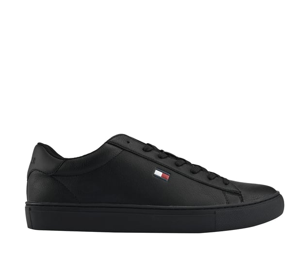 tommy-hilfiger-brecon-8-mens-black-1