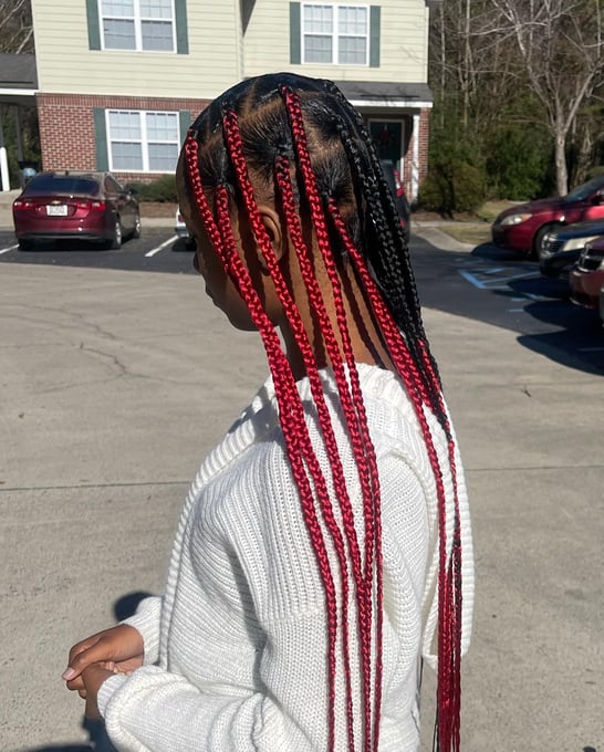 large knotless braids with color