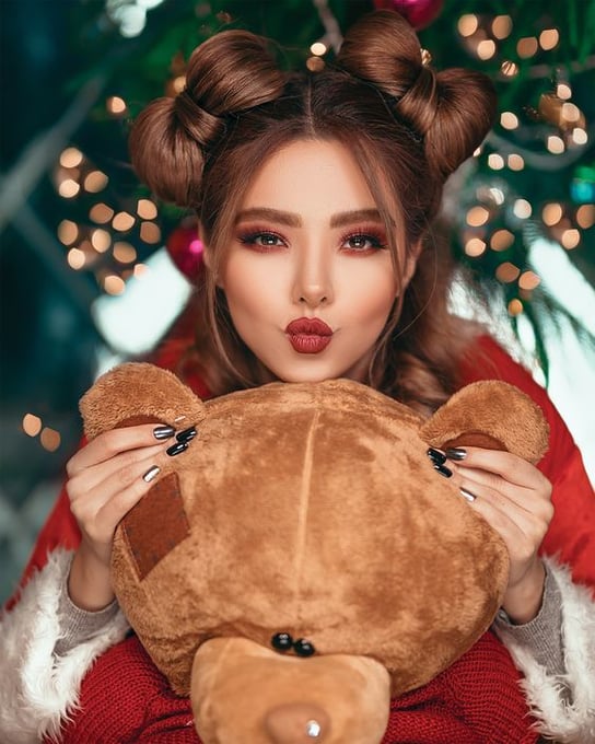 Space Buns Hairstyles For New Year
