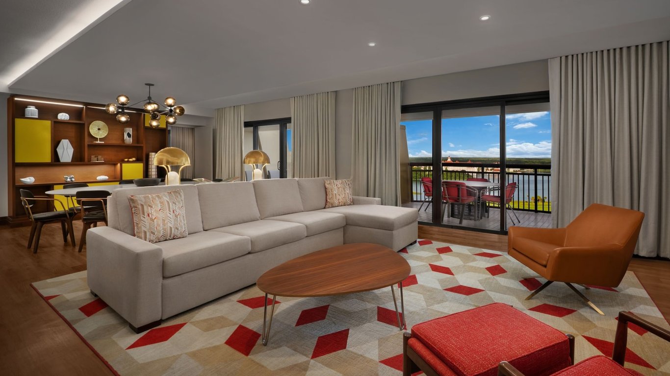 Theme Park View 2 Bedroom Suite - Club Level