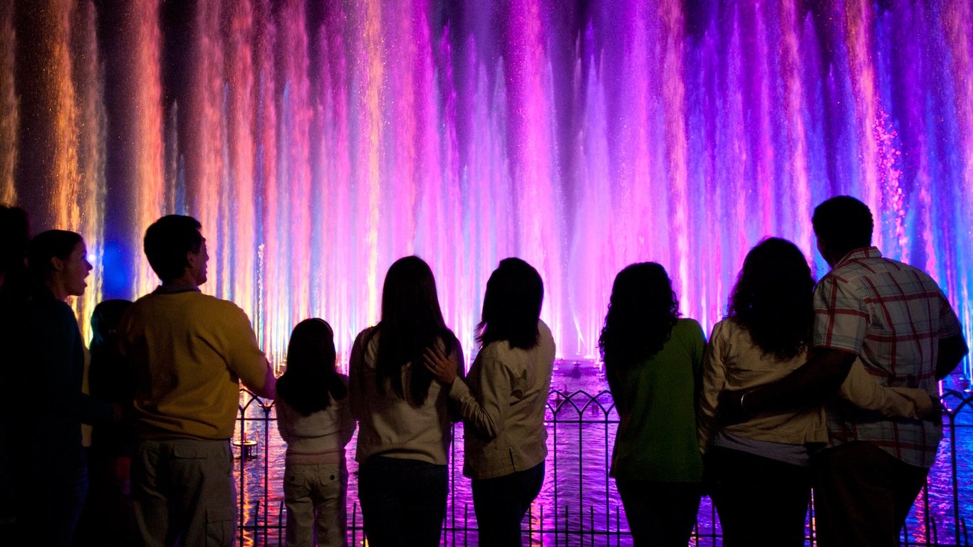 World of Color Dining Package thumbnail