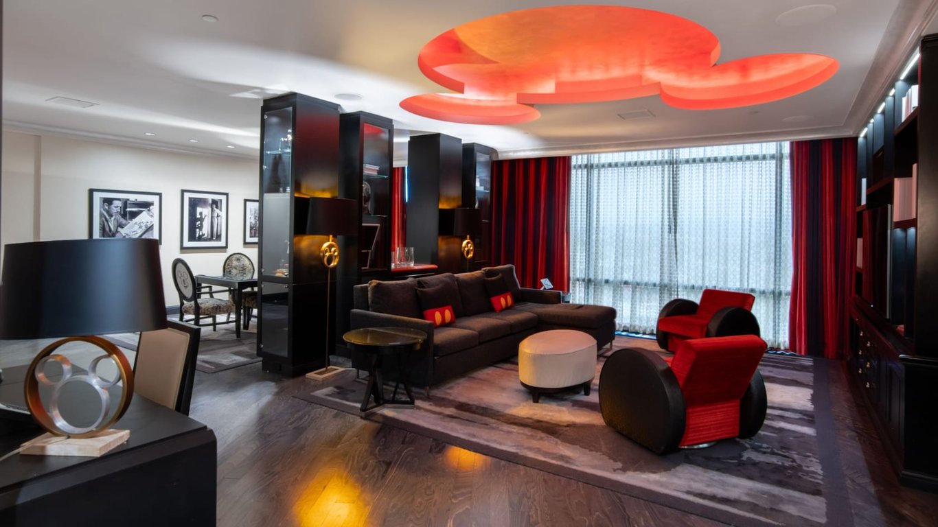 Mickey Mouse Suite - 2 Bedrooms