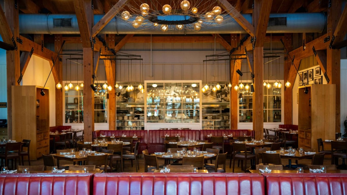 Wolfgang Puck Bar & Grill thumbnail
