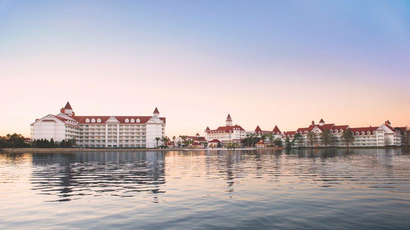 The Villas at Disney's Grand Floridian Resort & Spa thumbnail