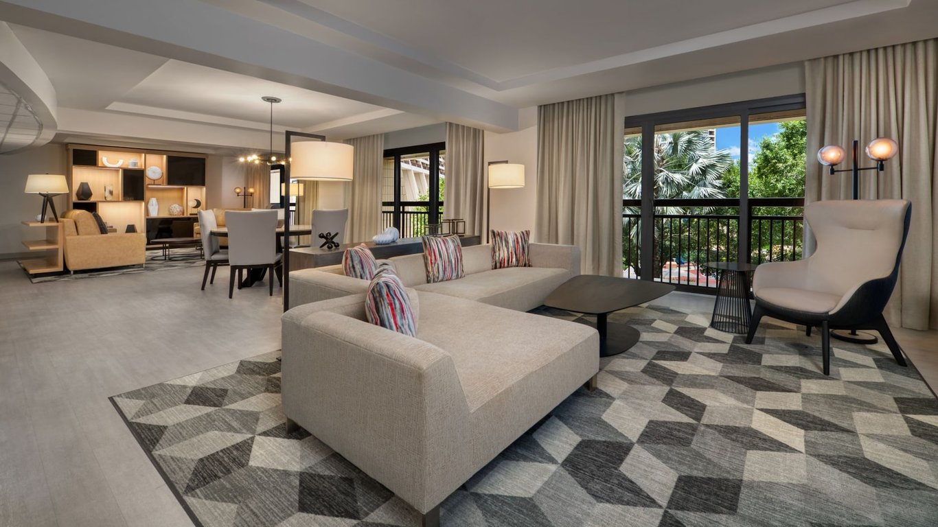 Garden Wing -1 Bedroom Hospitality Ste Access