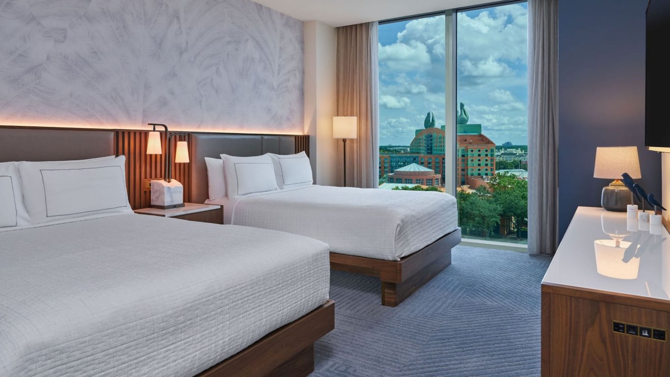 One Bedroom Signature Suite - 2 Double Beds and Queen Sleeper Sofa