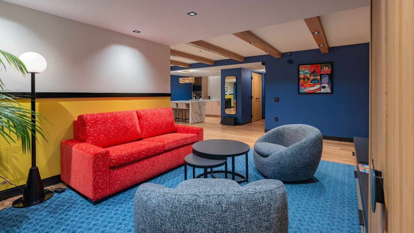 Sketch Suite - 2 Bedrooms