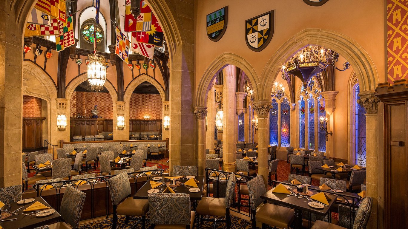 Cinderella's Royal Table thumbnail