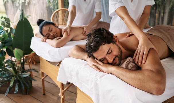 90-minute Couples Massage