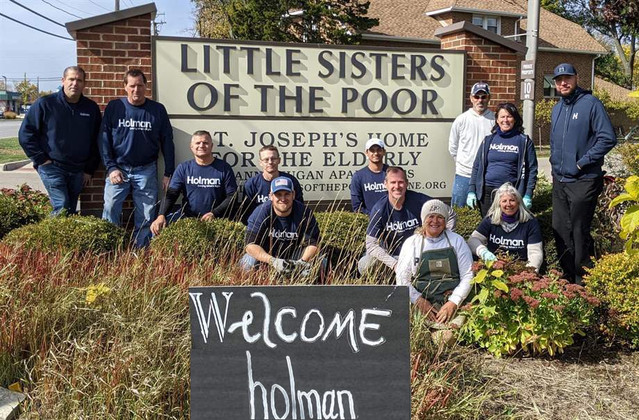 2022DaysOfCaring-LittleSisters-edited