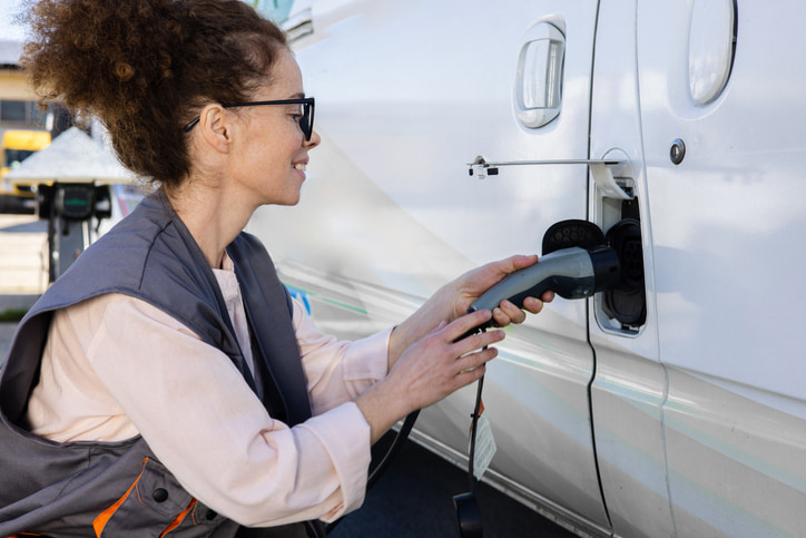 E-Fahrzeug-Leasing für Unternehmen als nachhaltige Lösung im Flottenleasing