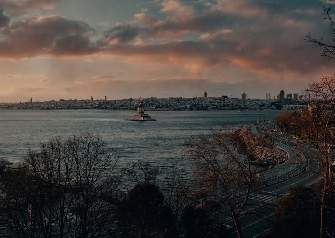 Ayasofya ve Sultanahmet Camii ile İstanbul şehir manzarası