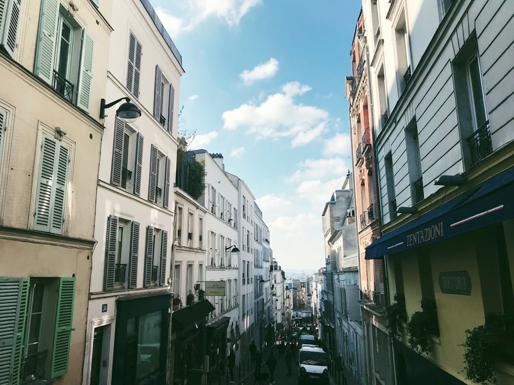 Beyond the Eiffel: Immersive & Unique Experiences in Paris This Spring