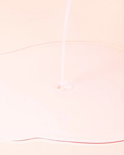 Peach 77 Niacin Essence Toner - Image 2