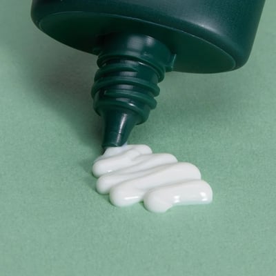 Heartleaf Silky Moisture Sun Cream Spf50+ - Image 2