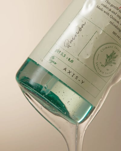 Quinoa One Step Balanced Gel Cleanser - Image 2
