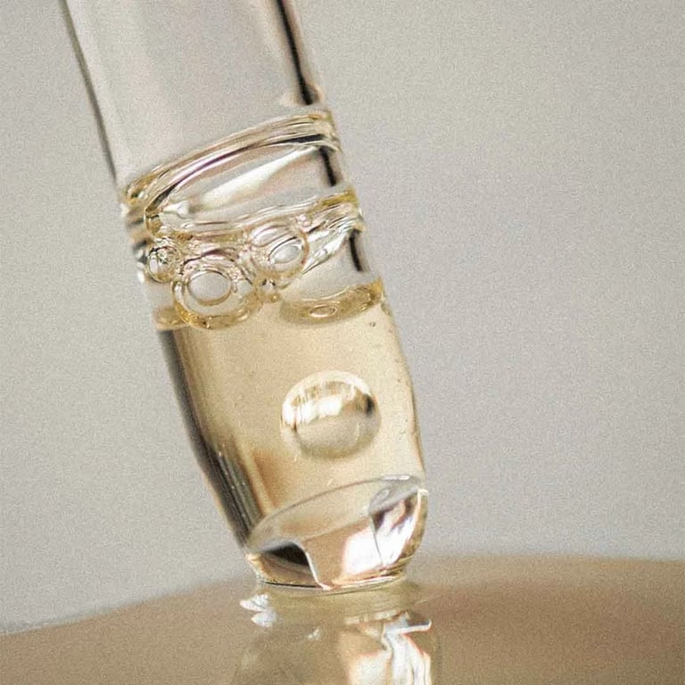 Sérum Nuit Rénovateur Au Rétinol - Image 2