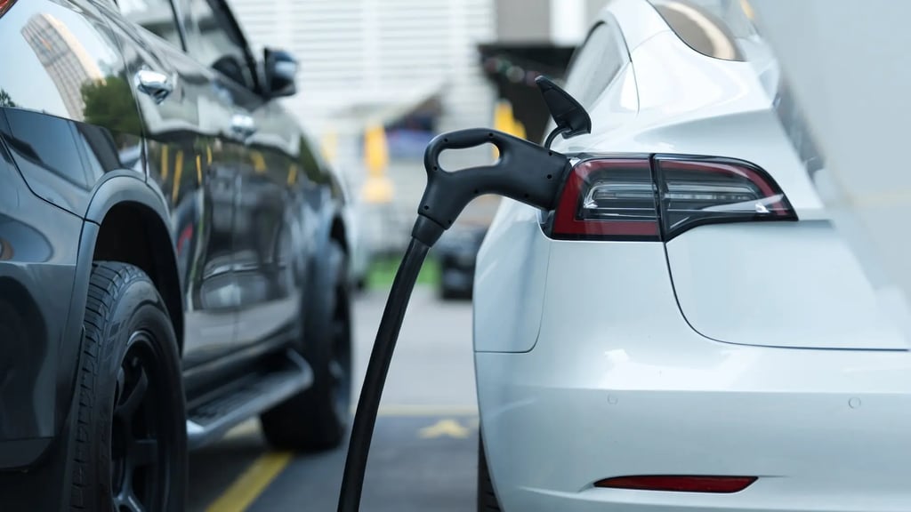 Recharge voiture électrique sur prise domestique