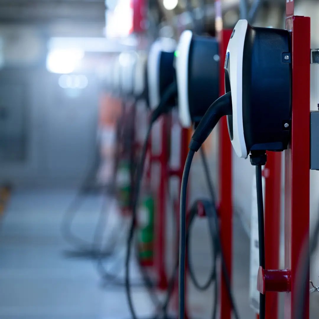 Fake News: Recharger sa voiture électrique serait trop compliqué, la disponibilité des points de recharge publics trop aléatoire…