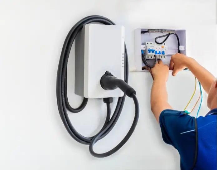 Installation borne de recharge à domicile