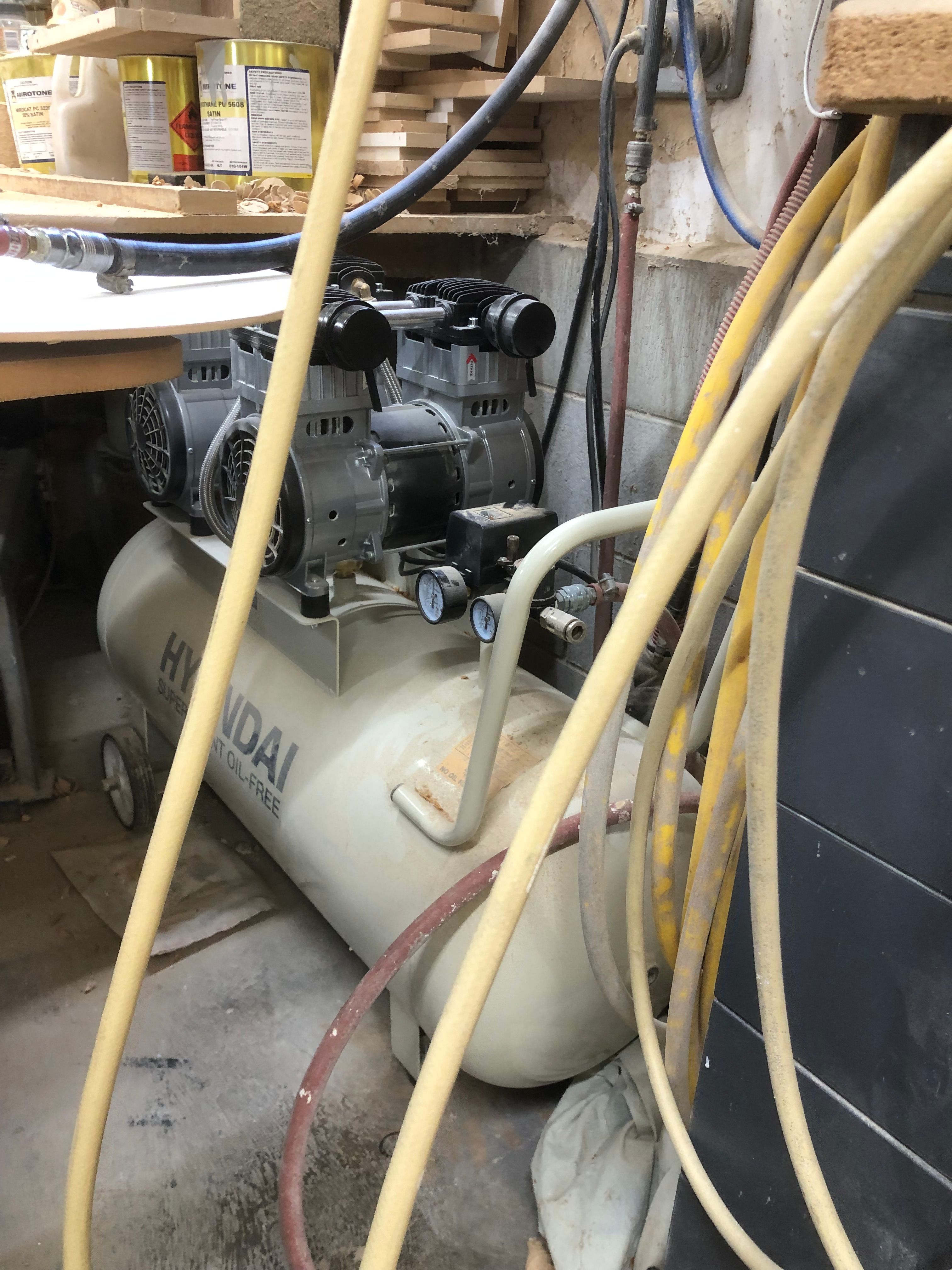Customer photo of Hyundai Air Compressor Oil Free Low Noise Brushless 4HP 100L