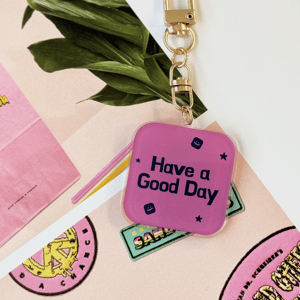 네모 아크릴 키링의 이미지