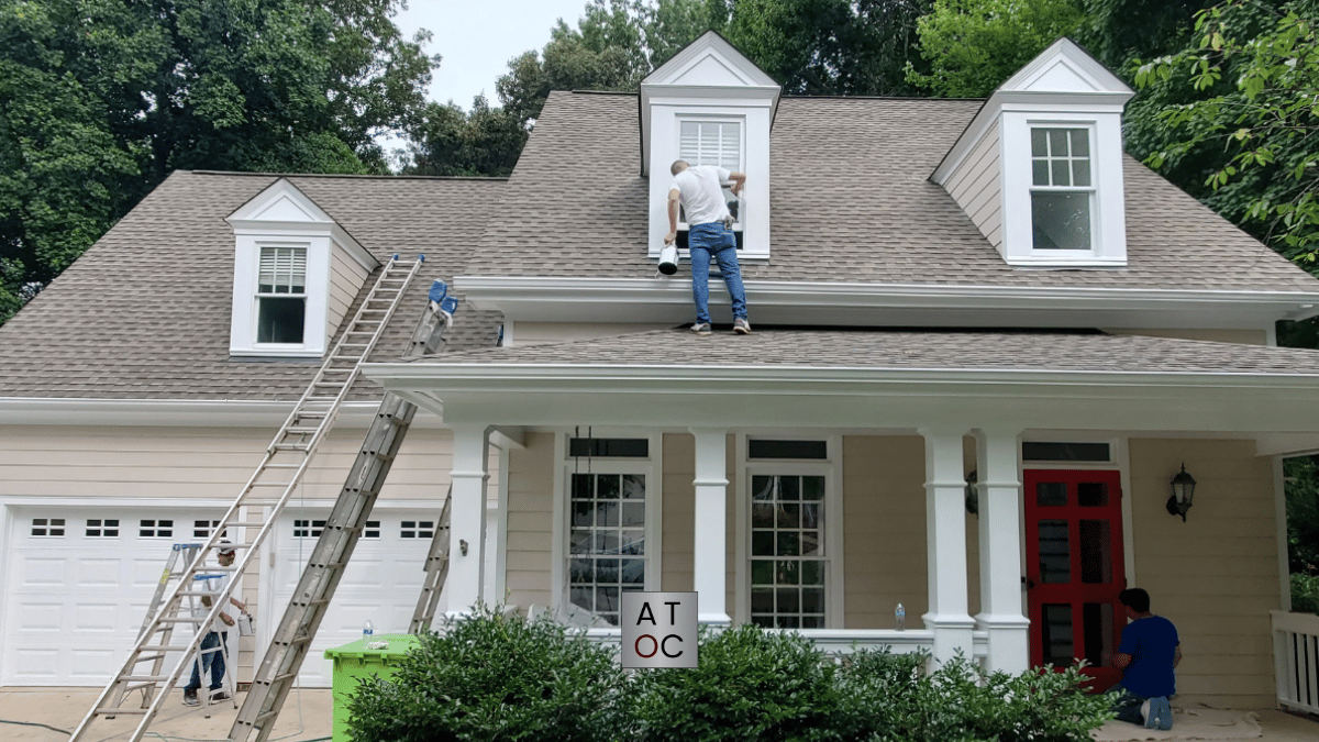 Caulking-Sealing-Maintaining-House
