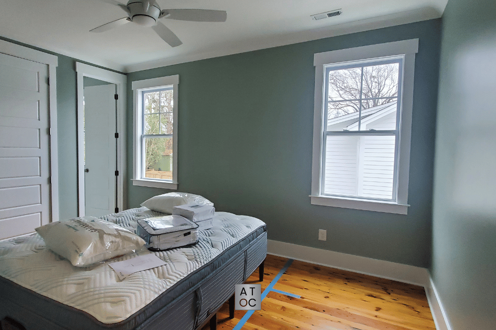 Green-Painted-Bedroom-Interior